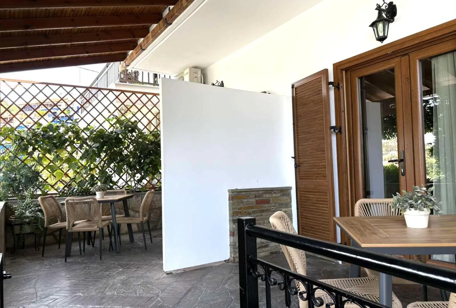 Pansion Katerina Aparthotel Ουρανούπολη
